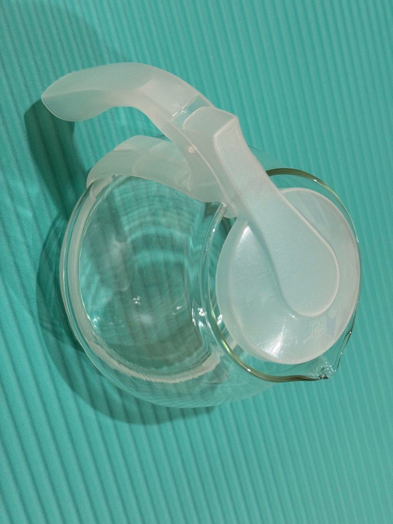 Glass Tea Pot (Category: Kettles & Airpots) located in Quezon City. Submitted by soldoutmnl (Listing ID 1291680774, Image 2). Description: .