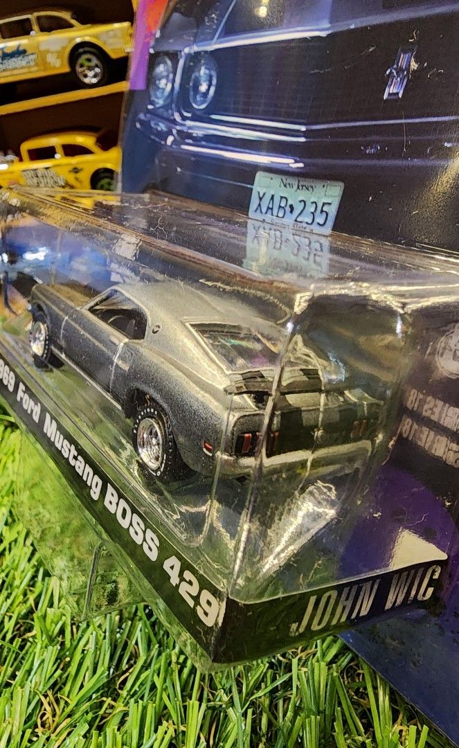 Johnny Lightning 1/64 - Ford Mustang Mach 1 1969 John Wick Métallisé Gris | Miniature Diecast