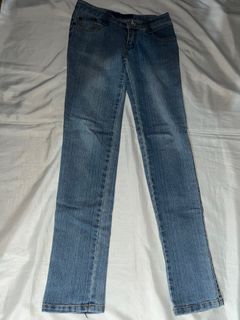 (Category: ) located in . Submitted by MGcollection (Listing ID 1291629170, Image 1). Description: .