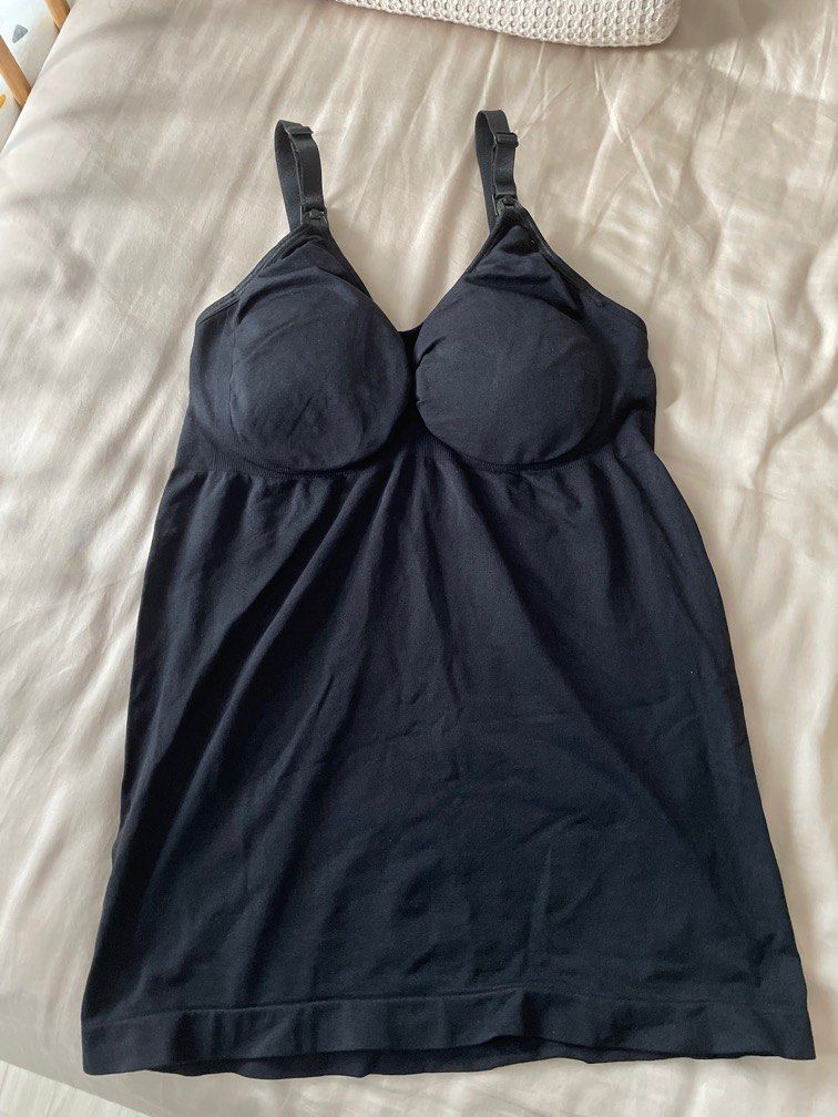 Hands free pumping + nursing bra (RTP $35), Women's Fashion, Maternity wear  on Carousell