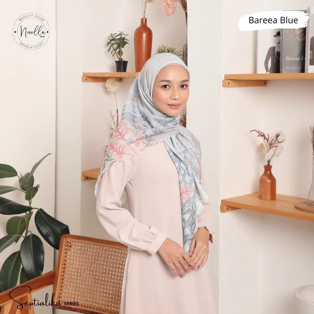 Novella scarf online