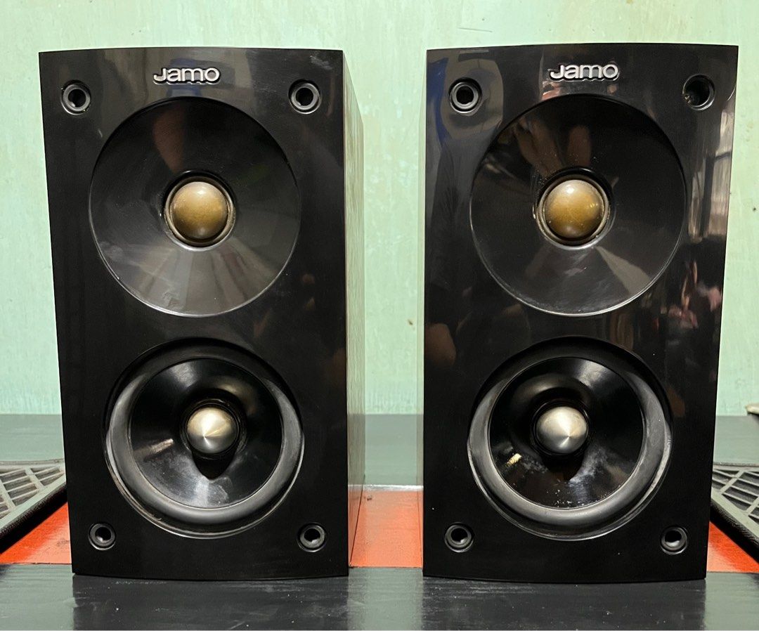 JAMO S602 BOOKSHELF SPEAKERS, Audio, Soundbars, Speakers & Amplifiers on Carousell