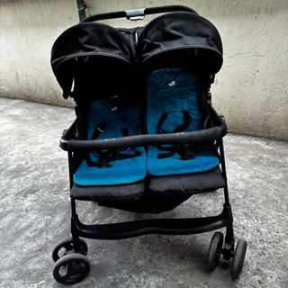 JOIE AIRE TWIN STROLLER