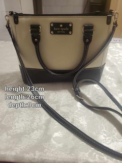 （分類：）位於 。 由 roquehilwa 提交（商品編號 1291692440，圖片 1）。簡介： 。