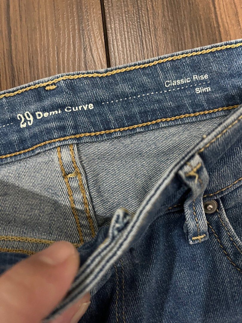 Levis demi curve hotsell mid rise slim