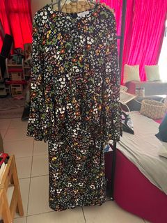 (Category: ) located in . Submitted by azla1003 (Listing ID 1291572271, Image 1). Description: .