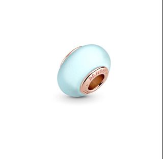 (Category: ) located in . Submitted by authenticbranded688 (Listing ID 1291655077, Image 1). Description: .