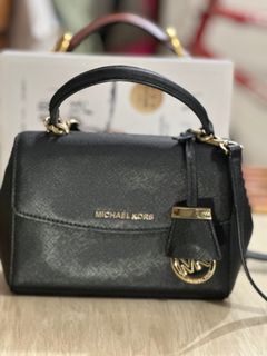 （分類：）位於 。 由 rosieleeee 提交（商品編號 1291603696，圖片 1）。簡介： 。