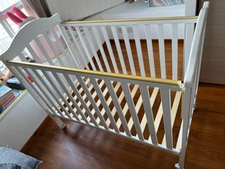 (Category: ) located in . Submitted by changwr (Listing ID 1291580677, Image 1). Description: .