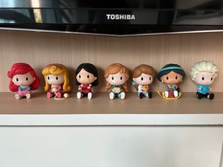 Pop mart figurine box, Hobbies & Toys, Toys & Games on Carousell