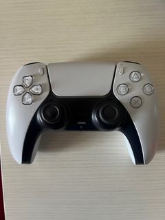 (Category: ) located in . Submitted by ps4gamezzz (Listing ID 1291582995, Image 1). Description: .