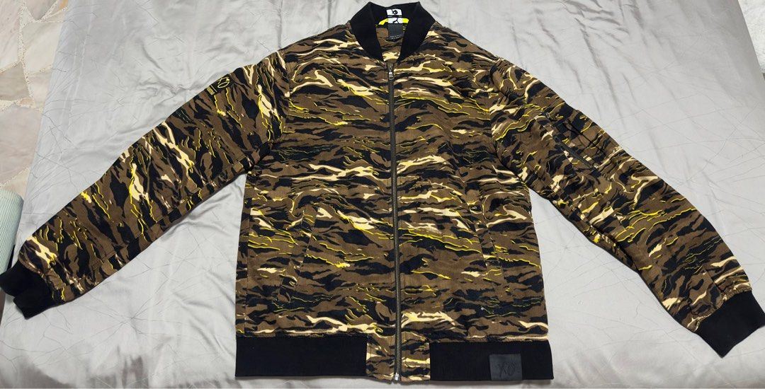 Puma xo camo bomber hot sale