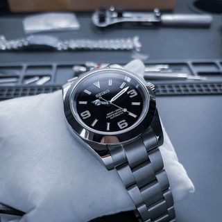 (Category: ) located in . Submitted by zelwatches (Listing ID 1291571262, Image 1). Description: .