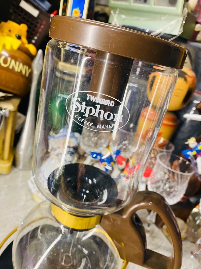 Siphon By Twinbird Coffee maker (Category: Coffee Machines & Makers) located in Bacolod City. Submitted by jeffreyhue19895 (Listing ID 1291597262, Image 2). Description: 110Volt ung heater nya dahil authentic from japan po sya.. pwede nyu saksak sa maliit na transformer mababa lang man ung wattage nya.. or kung meron kayo electric stove pwede yan.. This Product authentic from Japan.