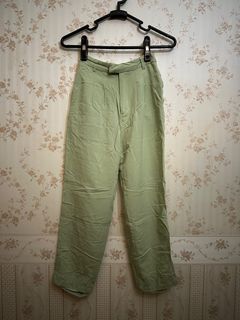 (Category: ) located in . Submitted by clothesclothesclothesclothes (Listing ID 1291677872, Image 1). Description: .