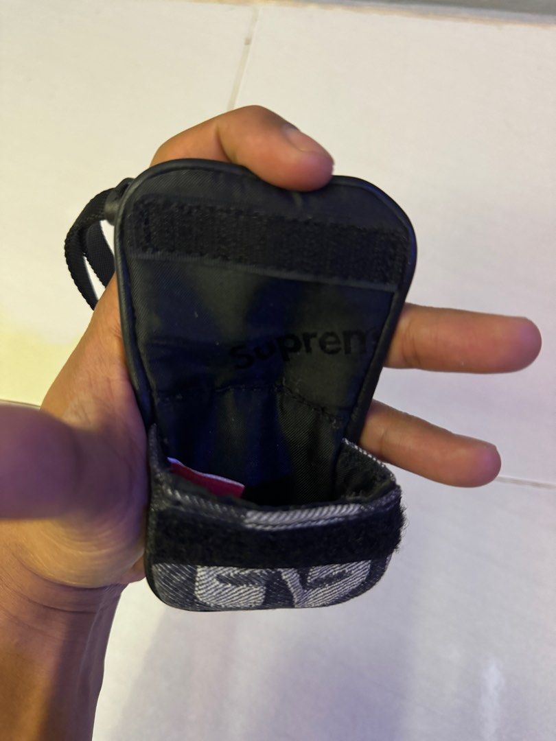 Supreme Jacquard Denim AirPod Case なう Blue