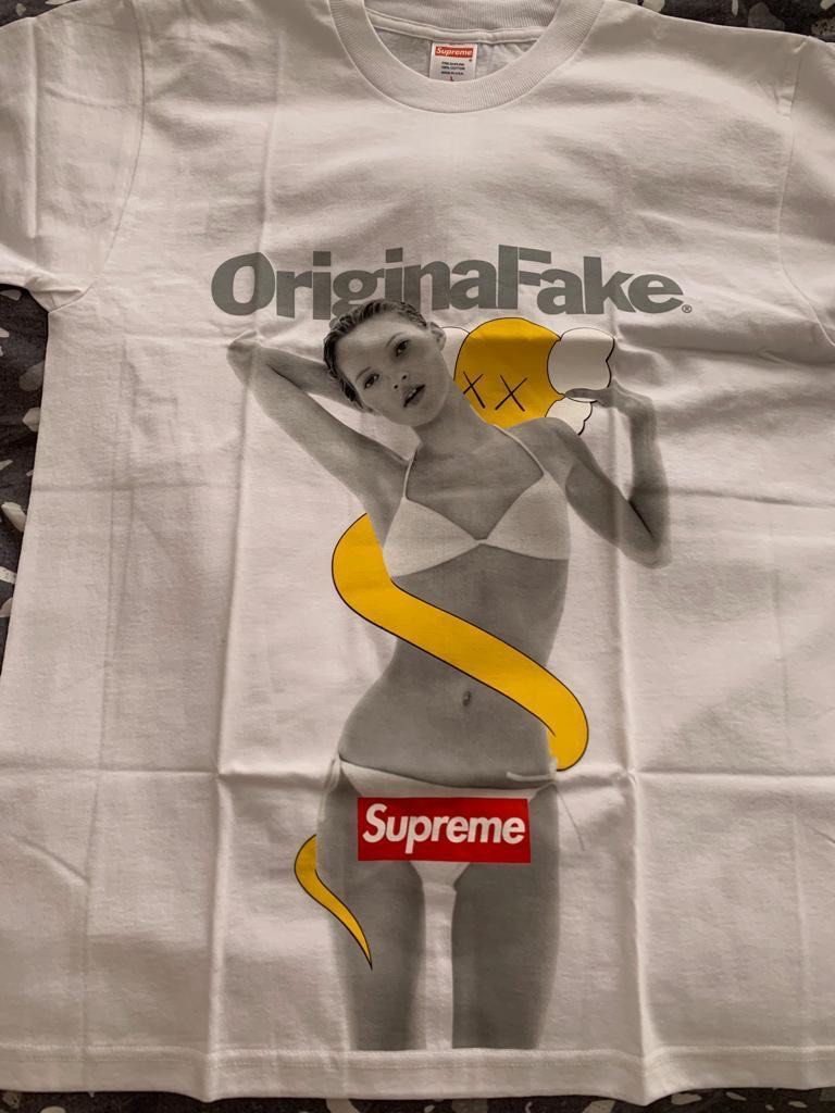 正規品 KAWS OriginalFake × SUPREME ケイトモス Supreme x Original Fake Kate Moss Tokyo 10th Anniversary T-shirt