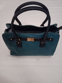 (Kategori: ) berada di . Dikirim oleh sari0601 (ID iklan 1291599880, Gambar 1). Deskripsi: .