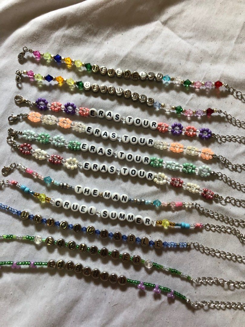 Taylor Swift Friendship Bracelets (Category: Bracelets) located in Mandaluyong City. Submitted by ryshe (Listing ID 1291594106, Image 2). Description: Assorted Price depends on design 40-150 pesos.