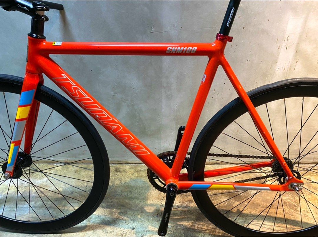 TSUNAMI SNM100 52cm Orange Fixie, Sports Equipment, Bicycles