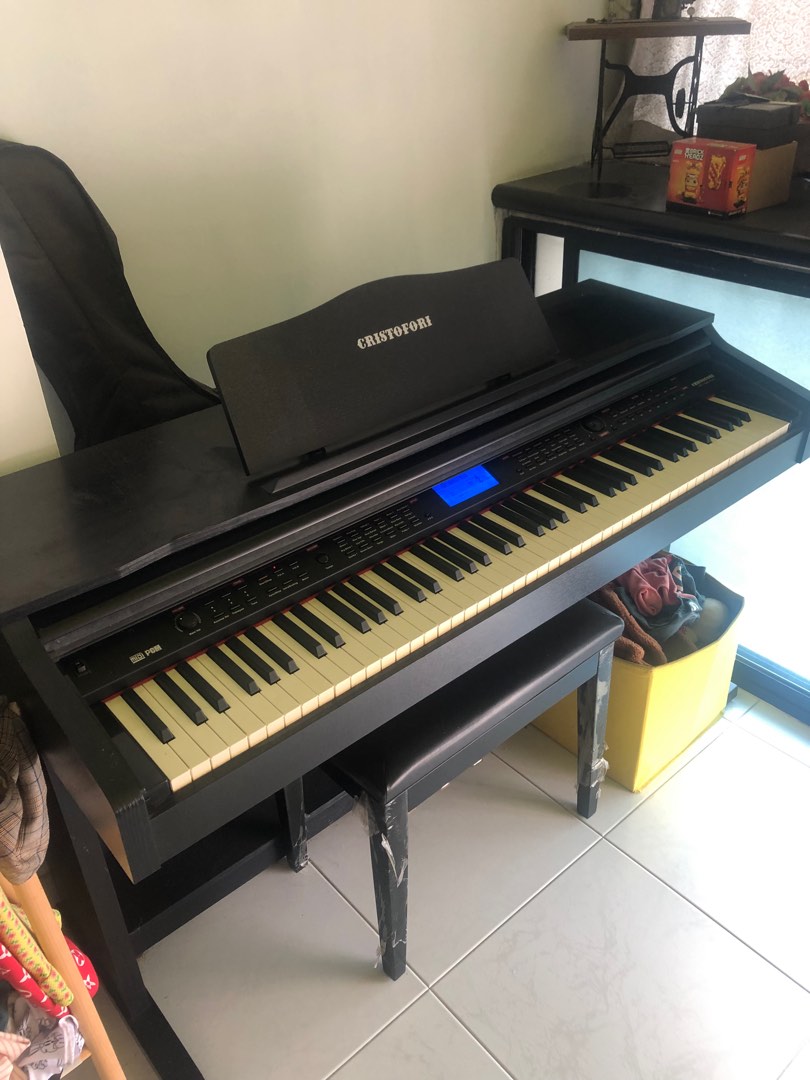 Used electric piano for sale middle c not working Hobbies