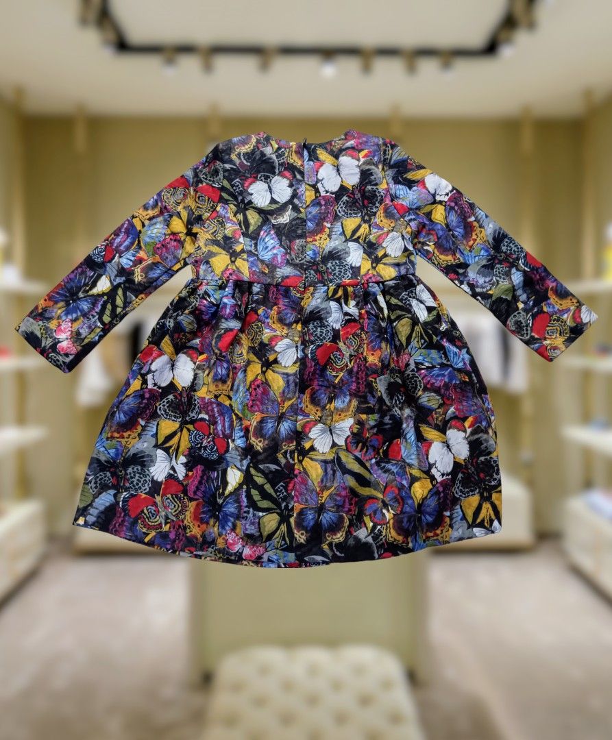 Valentino childrenswear sales