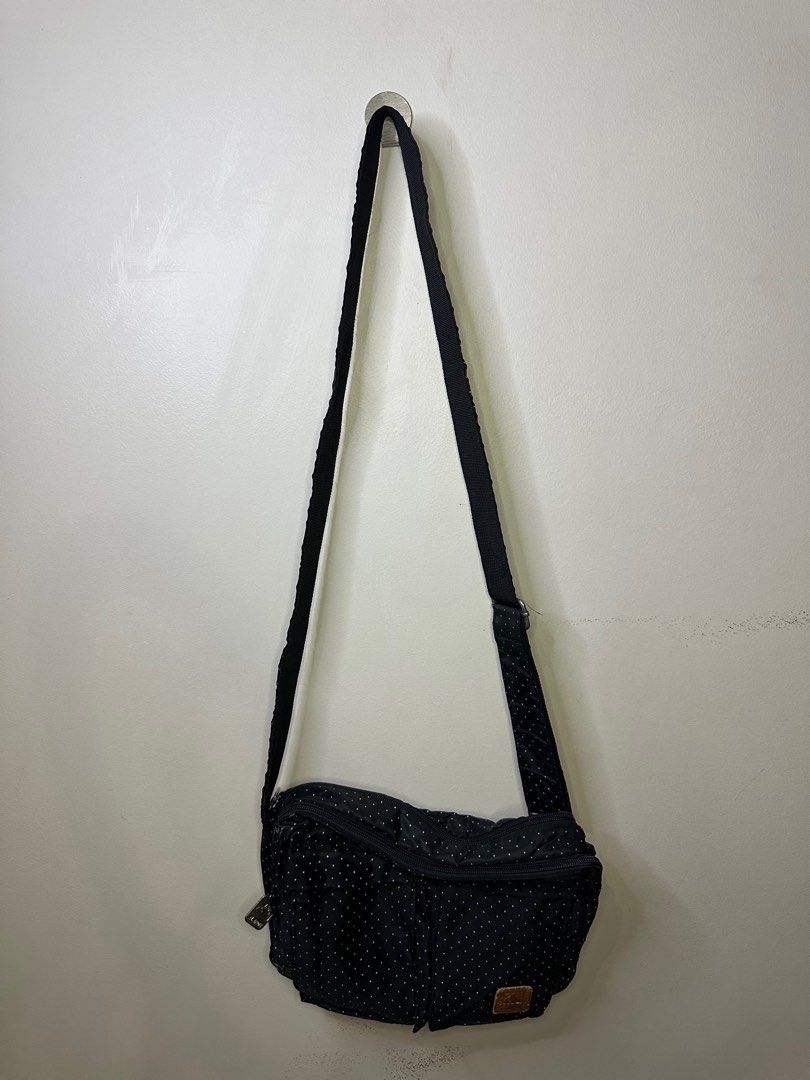 XLARGE SLING BAG Men s Fashion Bags Sling Bags on Carousell