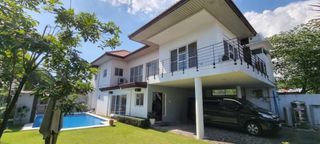 5BR HOUSE WITH POOL IN AFPOVAI VILLAGE  TAGUIG