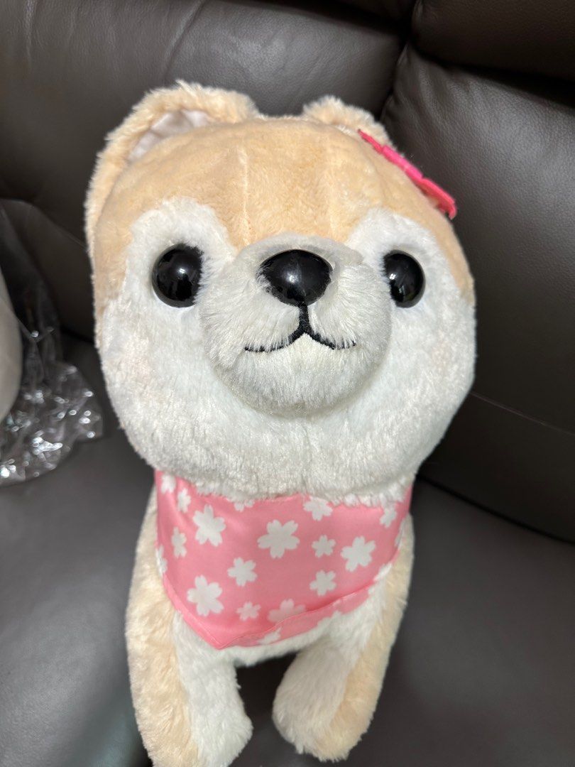 公仔 （分類：絨毛玩具）位於 Hong Kong。 由 nobleee 提交（商品編號 1291781230，圖片 4）。簡介： 小飛象$ 200 細角落生物$70 大角落生物 $250 跳跳虎 $50 狗仔 $50。