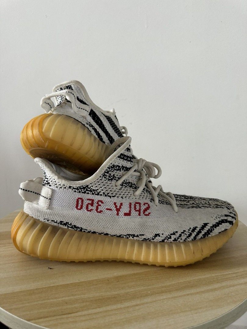 Yeezy zebra after 1 deals year