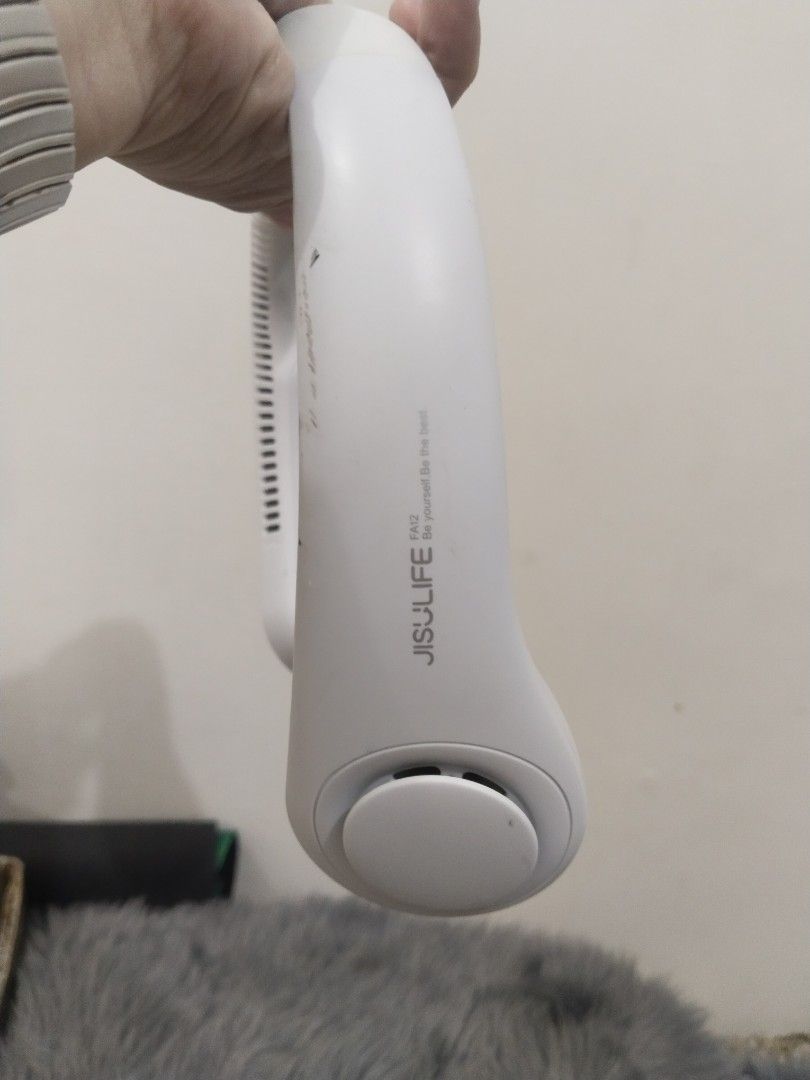 Affordable Jisulife FA12 Neck fan 😍👌 (Category: Fans) located in Bulacan. Submitted by afford.japan (Listing ID 1291849410, Image 2). Description: Affordable Jisulife FA12 Neck fan 😍👌.