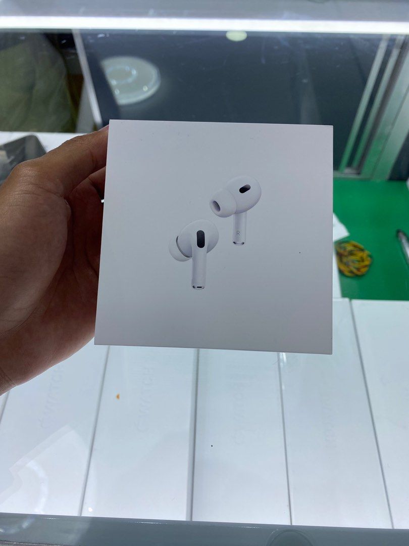 Airpods pro 2 type C (Category: Earphones) located in San Juan City. Submitted by rodelmarllemit (Listing ID 1291751999, Image 1). Description: Brandnew Airpods pro 2 type C charger Mode of Payment: •Cash •Bank Transfer •GCash & Paymaya Installment: •Credit Card •Ggives Facebook Page: ASHLEY & LYN Facebook Page: JENNY TELECOM •Cash on Delivery •Shipping •Meet Up •Trade In You can visit our Physical store in Stall number Y-06 Aquarium Greenhills M