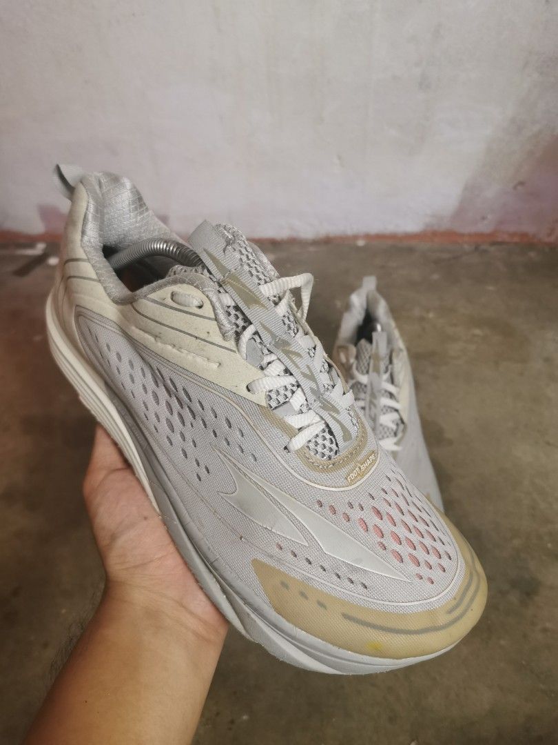 Altra torin 3.5 canada deals