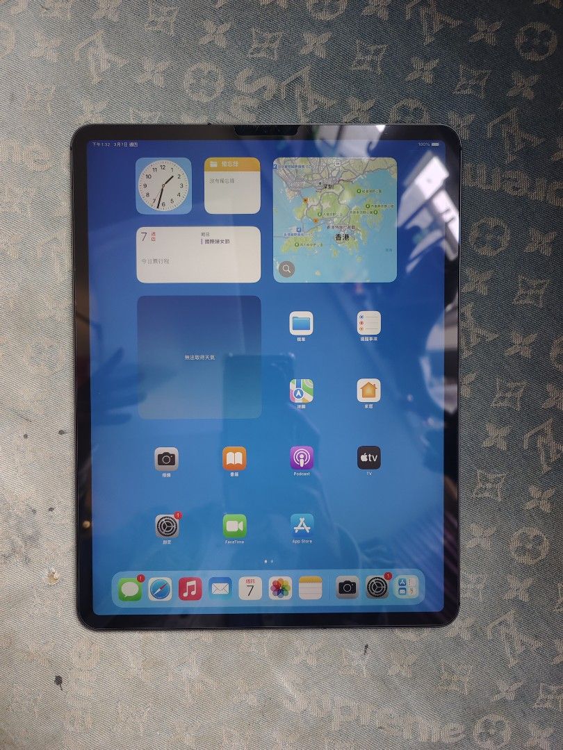 Apple iPad Pro 12.9 A1876 第三世代 64gb タブレット