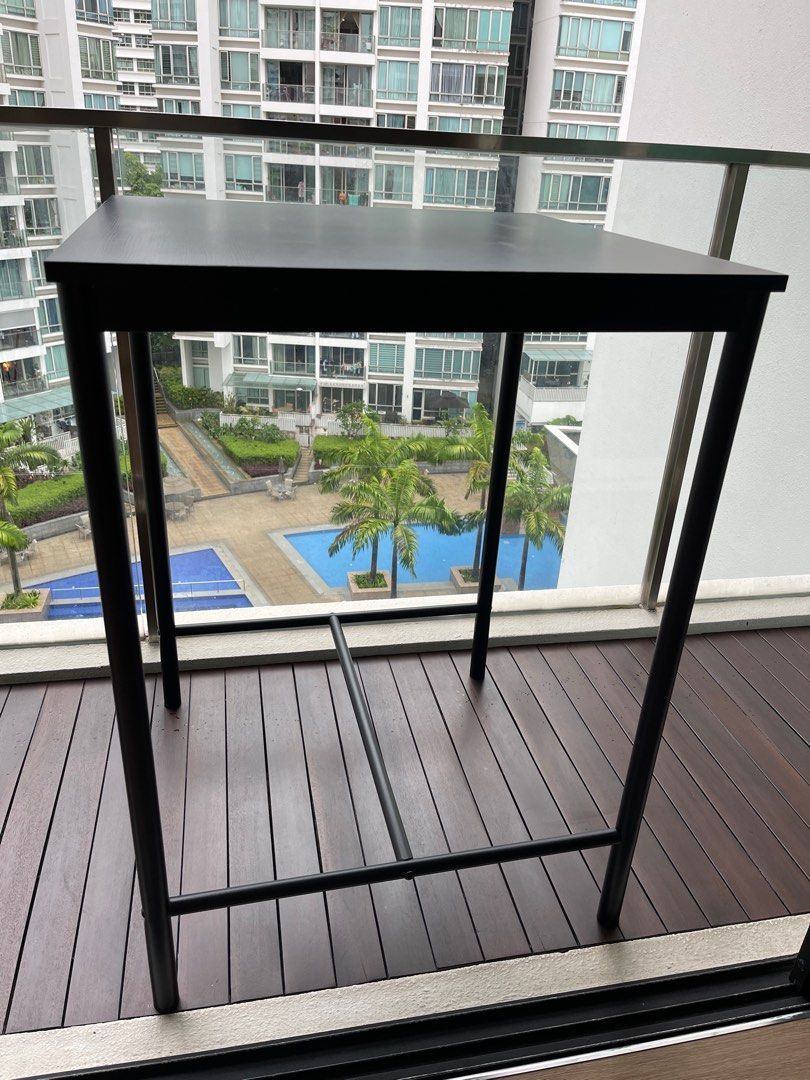 Bar Table / Counter Table (Category: Tables & Sets) located in Singapore. Submitted by cloudpillow (Listing ID 1291796021, Image 2). Description: Bar table with metal frame. Like new. Self pick up from Sengkang area .