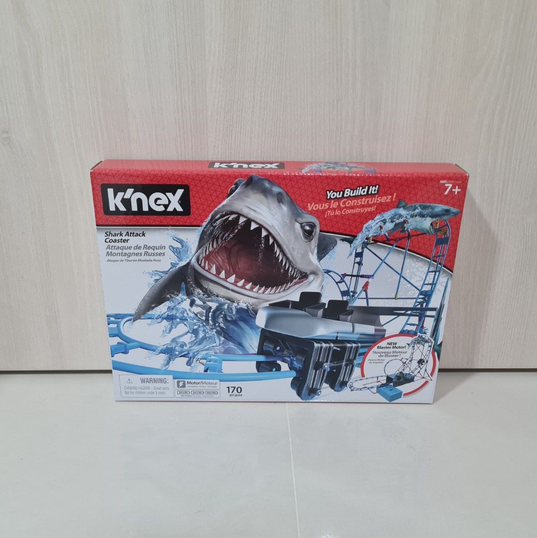 Knex shark top
