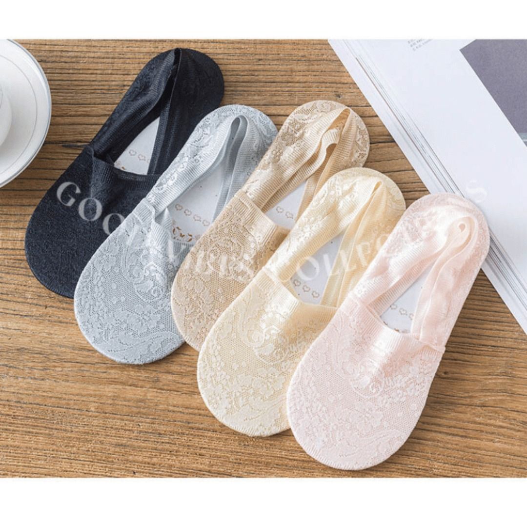 BRAND NEW】 Lace No Traces Non-Slip Invisible Light Smooth Breathable Women  Fashion Boat Socks, Women's Fashion, Watches & Accessories, Socks & Tights  on Carousell