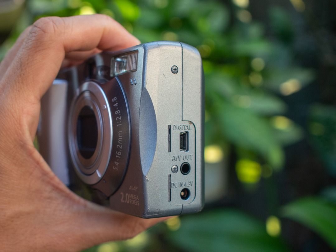 Canon PowerShot A40 Vintage Digital Camera Digicam (Category: Cameras) located in Arayat. Submitted by josepdg (Listing ID 1291803839, Image 3). Description: 2MP CCD Digital Camera. What's Included; -Camera with Strap -4*AA Ikea Ladda NiMH Rechargeable Batteries (brand new) -32MB CF Card *This is a used item so please expect some scratches, scuffs, and imperfections on the camera body. There is some minor corrosion on the battery terminal but has