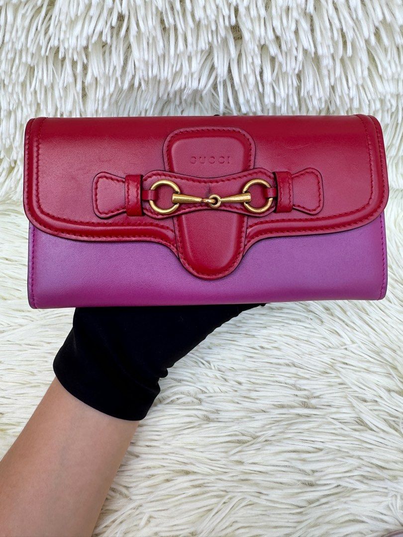 Gucci GG Horsebit Long Wallet (Category: Luxury Bags & Wallets) located in Las Pinas. Submitted by Le.Pattie.Luxe (Listing ID 1291870940, Image 2). Description: 💯% Authentic 𝐆𝐮𝐜𝐜𝐢 𝐆𝐆 𝐇𝐨𝐫𝐬𝐞𝐛𝐢𝐭 𝐋𝐨𝐧𝐠 𝐖𝐚𝐥𝐥𝐞𝐭 🩷𝐏𝐡𝐩 𝟏𝟐𝐤🩷 ▪️8/10 condition w/ barely noticeable hairline scratches ▪️No inclusion 💯% authentic or your money back ✅DTI Registered ✅BDO Checkout Merchant 💳Online credit card payments are accepted 💳Installment/B