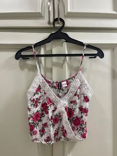 H&M Floral Crop Top Sleeveless with Roses