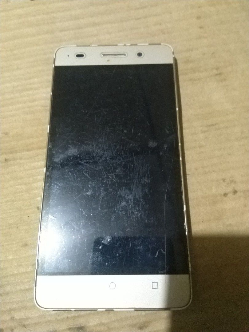 Huawei Honor 4C for parts (Category: Huawei) located in Las Pinas. Submitted by theguywithspareparts (Listing ID 1291731447, Image 1). Description: buy whole phone. good for parts only..