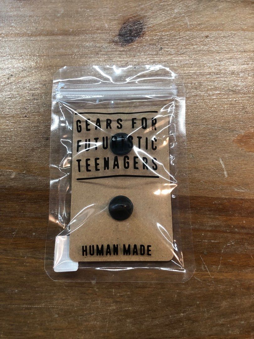 Human made /otsumo plaza限定key charm pins set, 男裝, 手錶及配件 