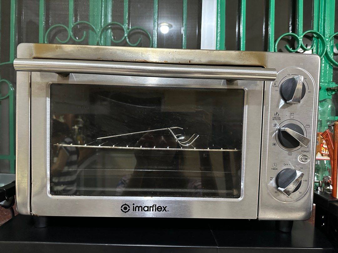 Imarflex convection oven (Category: Ovens & Toasters) located in Manila. Submitted by tw.declutters (Listing ID 1291846245, Image 2). Description: Temperature is broken.