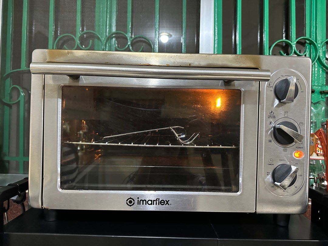 Imarflex convection oven (Category: Ovens & Toasters) located in Manila. Submitted by tw.declutters (Listing ID 1291846245, Image 3). Description: Temperature is broken.