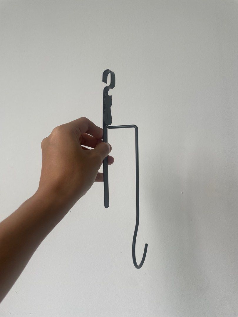 Kitchen hook (Category: Hooks & Hangers) located in Cyberjaya. Submitted by barbieandguns (Listing ID 1291784862, Image 1). Description: .
