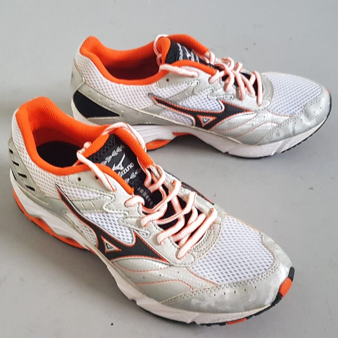 Mizuno x10 hotsell mens running shoes