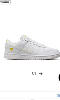 Clothes and shoes collection Collection item 1