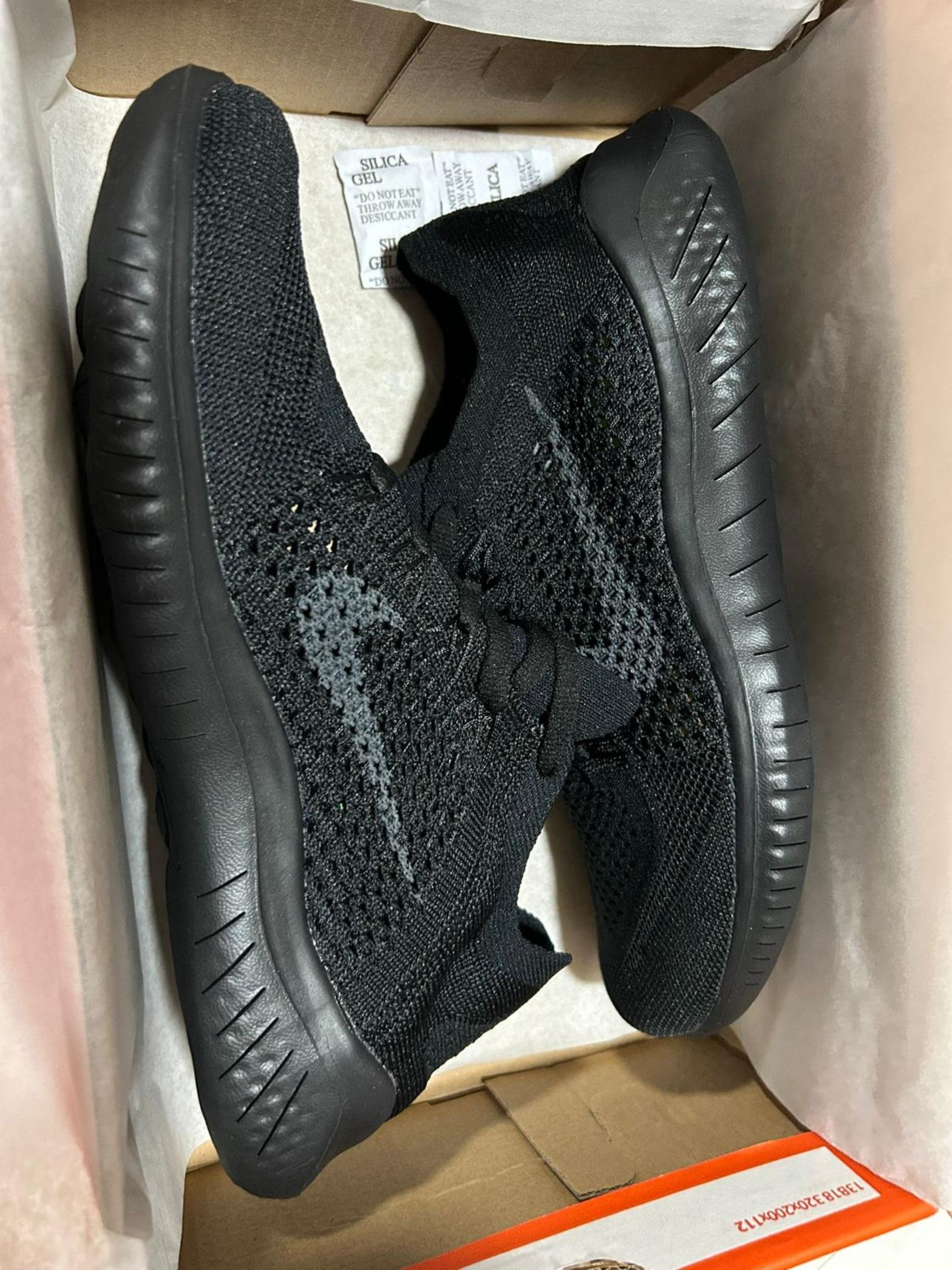 Nike Free Rn Flyknit Triple Black