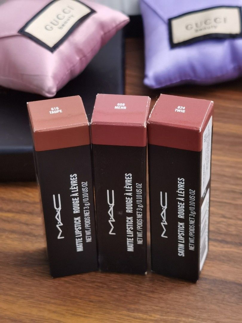 original mac bundle (Category: Makeup) located in Paranaque City. Submitted by colormeredph (Listing ID 1291842779, Image 1). Description: bundle.
