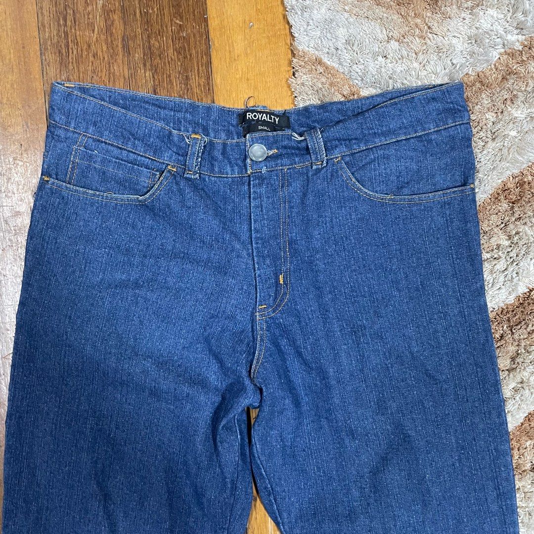 Royalty Clothing Straight Leg (Category: Jeans) located in Manila. Submitted by mga_damit (Listing ID 1291749354, Image 3). Description: one of the OG local brands 3. Royalty (iykyk) Straight legged jean Good Medium wash + upside down pocket with Roayalty screen print on the left back pocket Waist: fits 31-32 Length 37 .